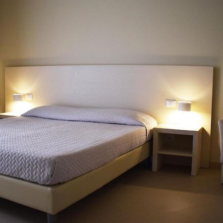 Hotel & Residence Exclusive Marina Di Carrara Extérieur photo