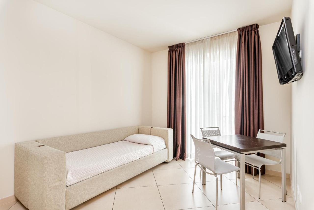 Hotel & Residence Exclusive Marina Di Carrara Extérieur photo